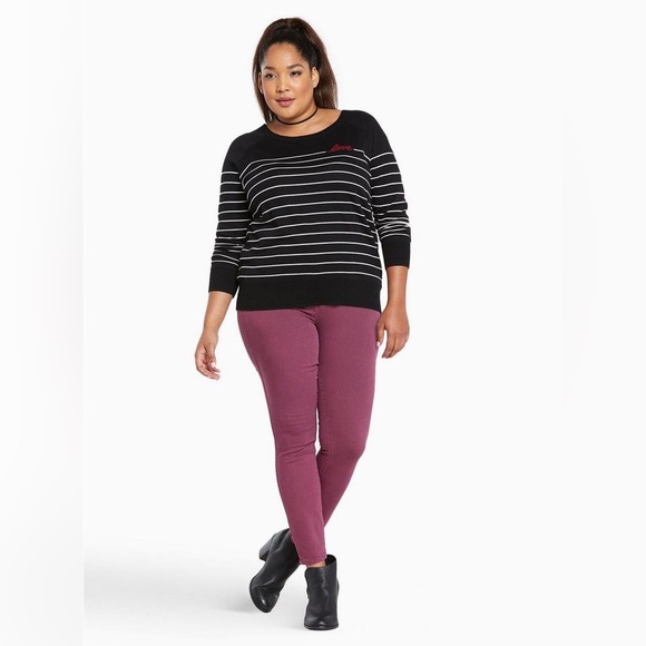 Torrid Jeggings - Plum Wash- Size 14R - Picture 3 of 4